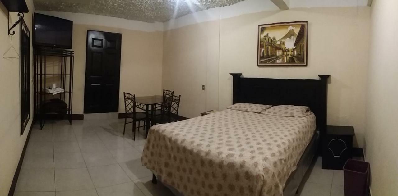 La Mansion De Las Cascadas Chimaltenango Szoba fotó